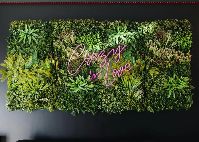 - Balneo - Nuit Insolite - Intimite 公寓