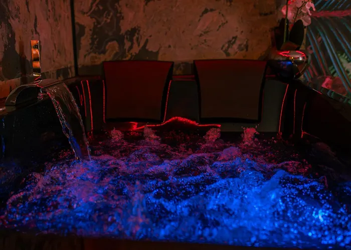 Daire - Balneo - Nuit Insolite - Intimite *